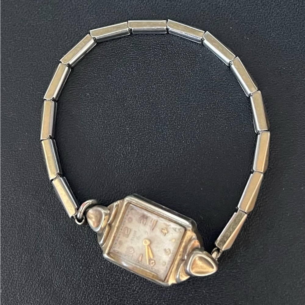 1950s Elgin 10k RGP Bezel Ladies Wristwatch. DOESN’T RUN & WINDUP MECH MISSING